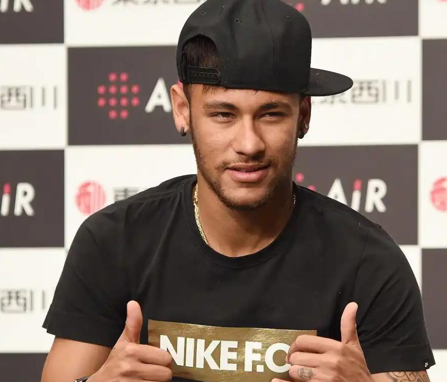 内马尔新星挺进下一轮表现惊艳，法国队未来可期！